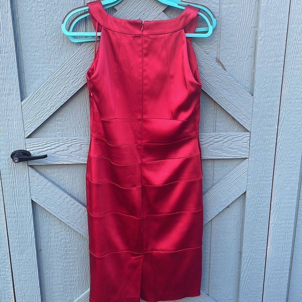 Red satin bandage dress - Picture 3 of 3